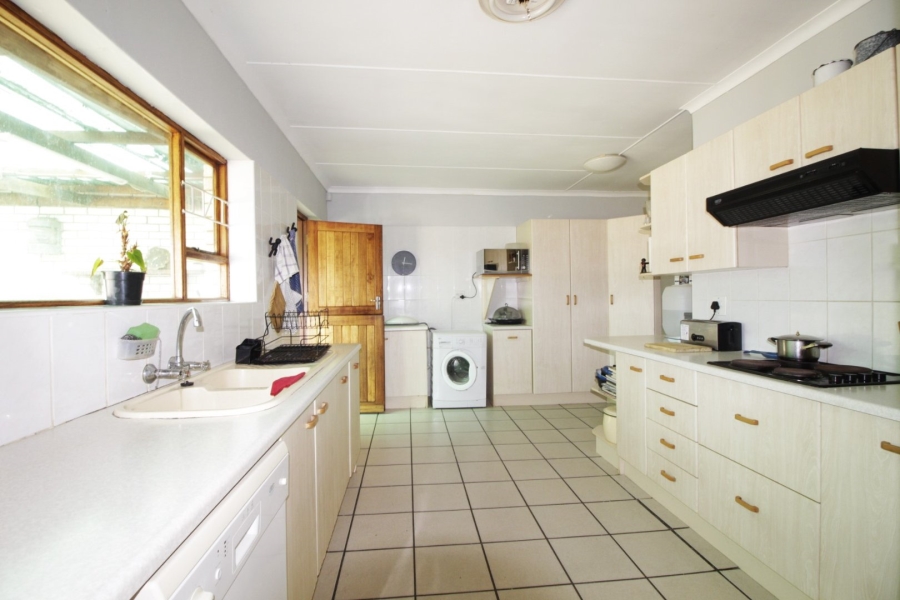 2 Bedroom Property for Sale in Wavecrest Eastern Cape